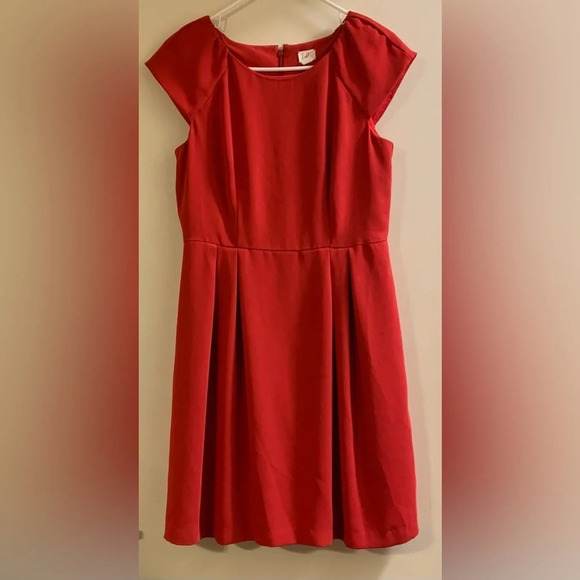 LOFT NWOT Cap Sleeve Sheath Mini Dress in Red - Picture 2 of 7